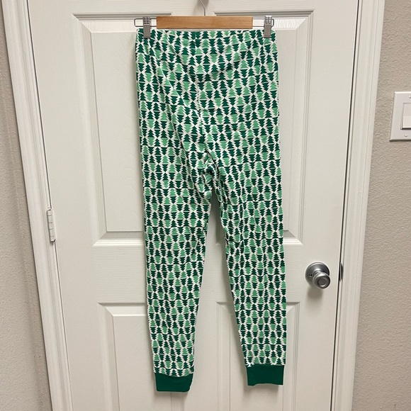 New Carter's Adult Holiday Pajama Set - Picture 11 of 13